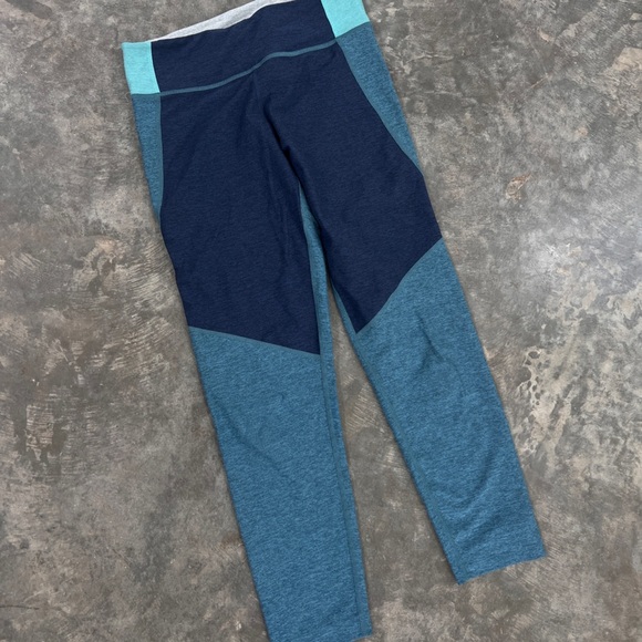 Limited edition Outdoor voices X Class Pass leggings - Picture 2 of 7